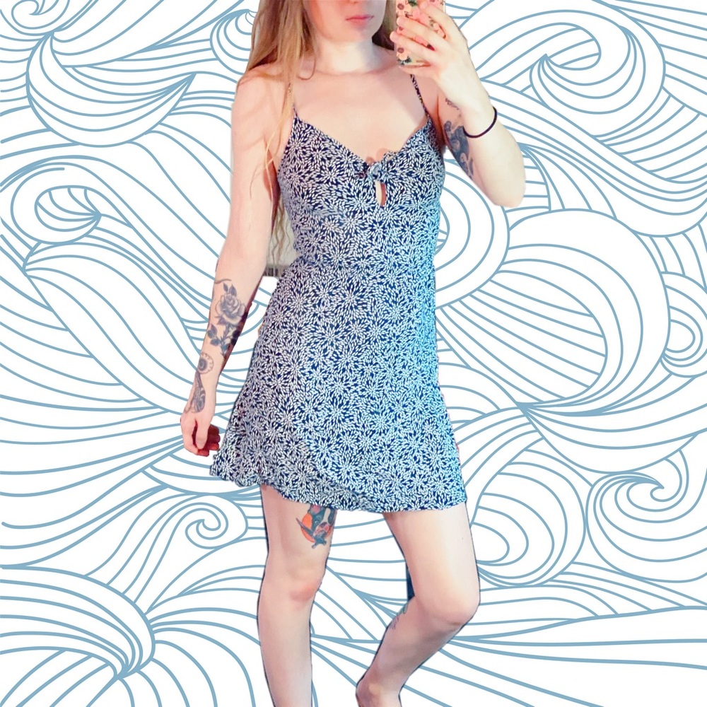 DIVIDED H&M | Navy & White Print Dress